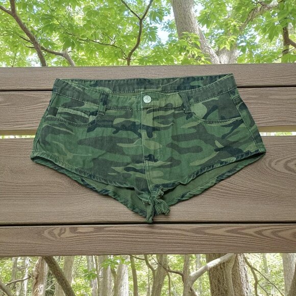 SHEIN Camo Cheeky Jean Shorts - Size S - Picture 1 of 4
